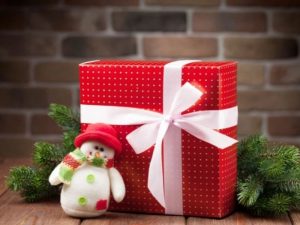 Cách Tặng Quà Lưu Niệm Cho Người Thân Thêm Ý Nghĩa