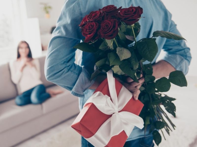 Tại Sao Những Câu Nói Hay Khi Tặng Quà Cho Người Yêu Lại Quan Trọng?