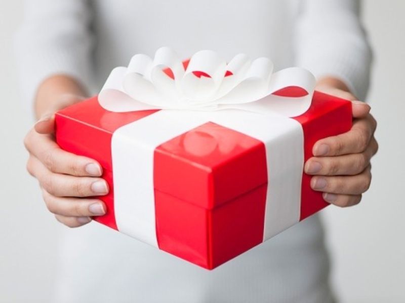 Những Ngày Tặng Quà Cho Người Yêu: Ý Tưởng Lãng Mạn Nhất