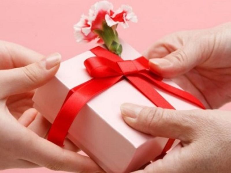 Chia Tay Rồi Có Nên Tặng Quà? Khi Nào Là Đúng Thời Điểm?