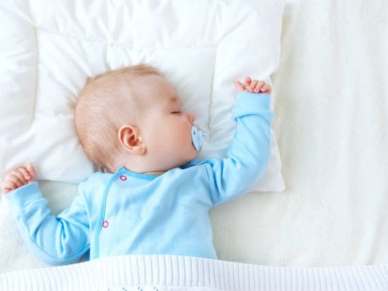 Những Tiêu Chí Chọn Quà Tặng Cho Bé Trai Sơ Sinh
