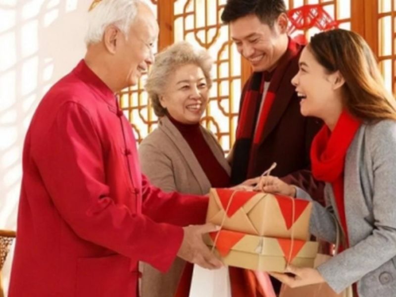 Gợi Ý Quà Tặng Mừng Thọ Bố Theo Độ Tuổi