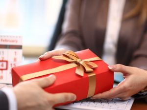 Quà Tặng Độc Đáo Cho Người Giàu Theo Dịp