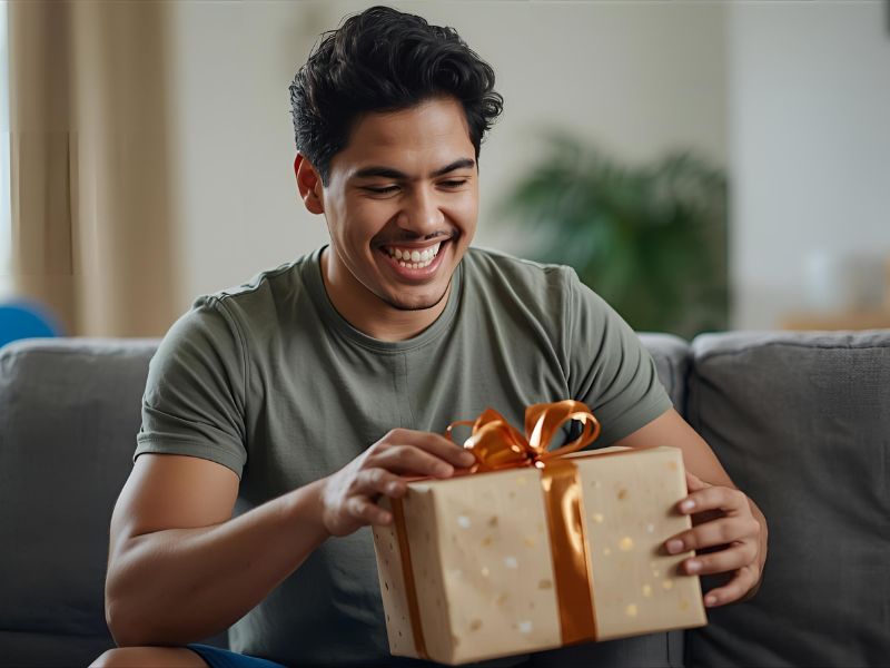 Gợi Ý Quà Tặng Sinh Nhật Cho Em Chồng Nữ