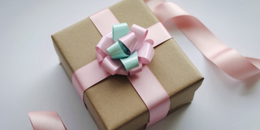 tỏ tình nên tặng quà gì