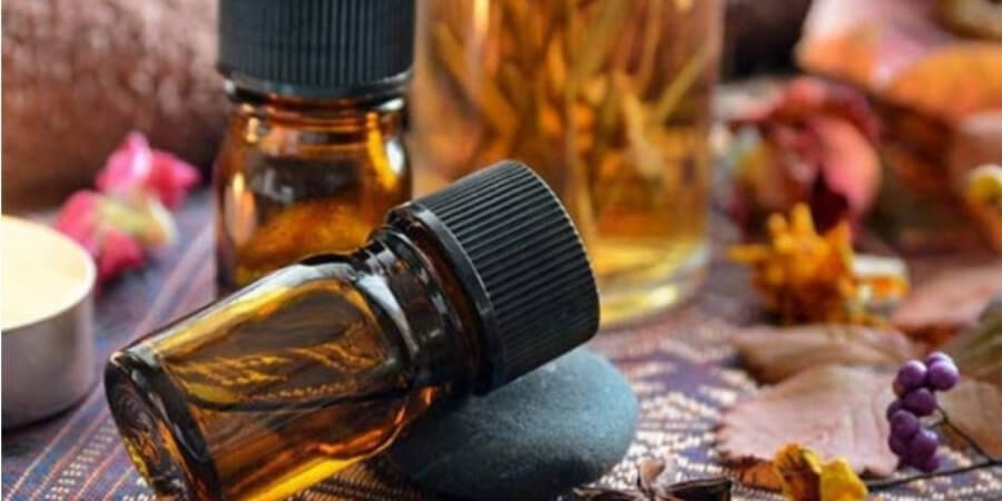 Xem chi tiết các công dụng của Tinh dầu trầm hương nguyên chất