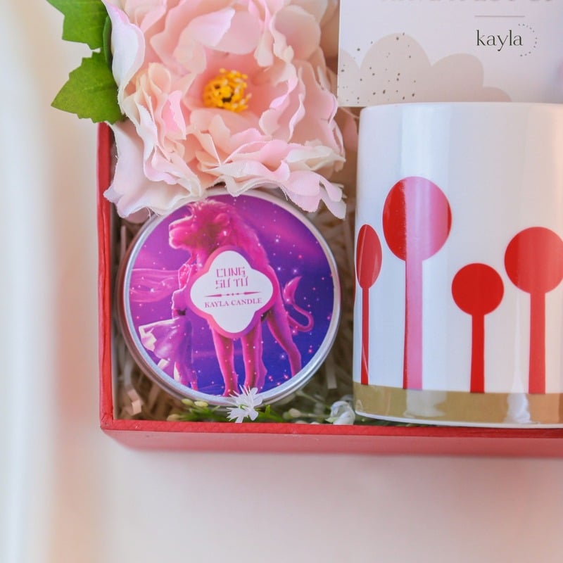 Set Quà Tặng Nến Cung Sư Tử Sweet Bloom Mix Ly Sứ