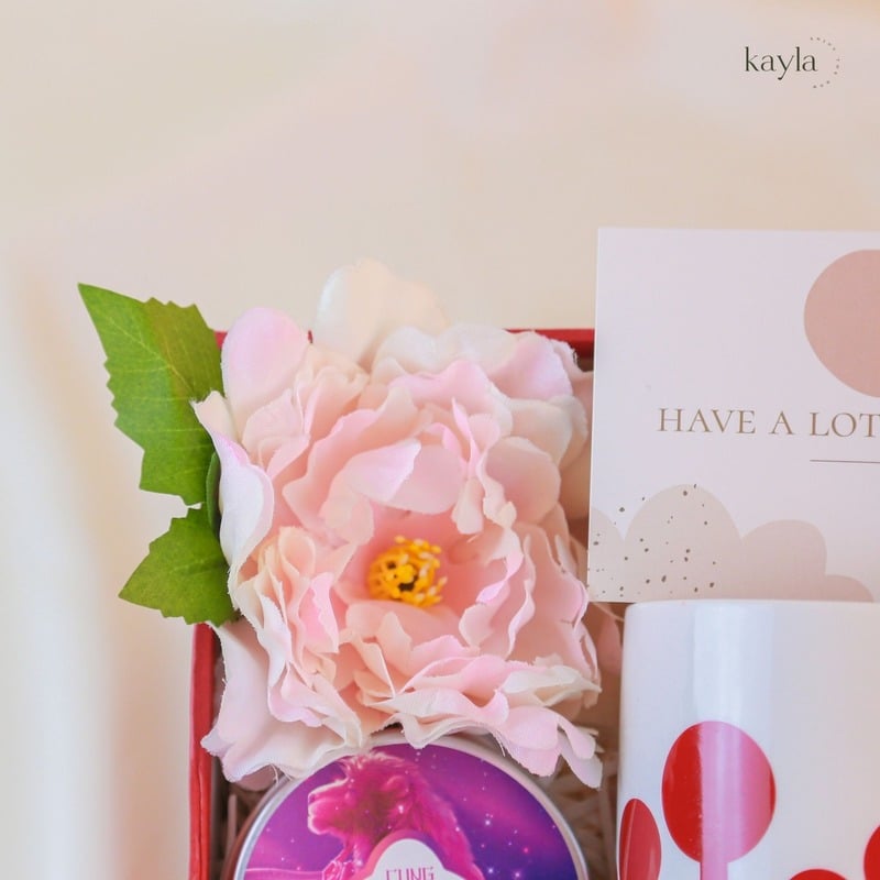 Set Quà Tặng Nến Cung Sư Tử Sweet Bloom Mix Ly Sứ