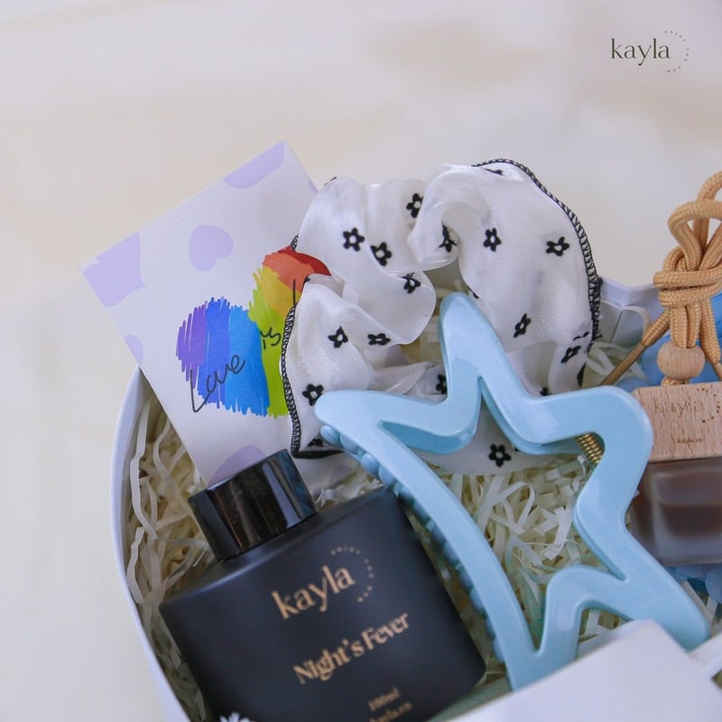Set Quà Tặng Tinh Dầu Night’s Fever Thanh Khiết