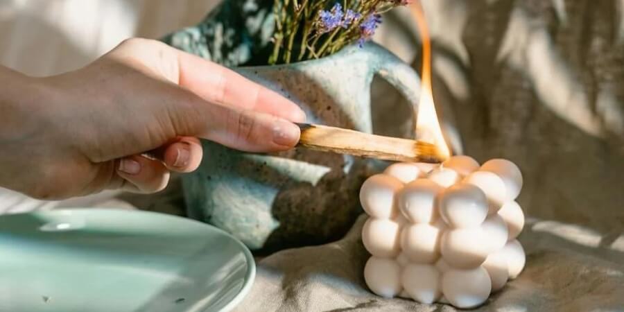 Xem thêm chi tiết Nến Thơm Khử Mùi Thuốc Lá Là Gì