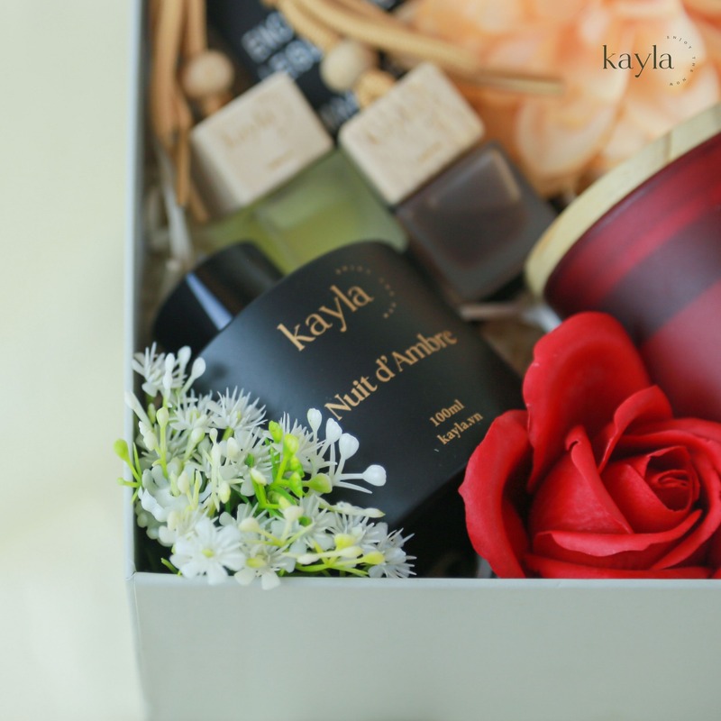 Set Quà Tinh Dầu Nến Thơm Obsidian Rose Nồng Nàn