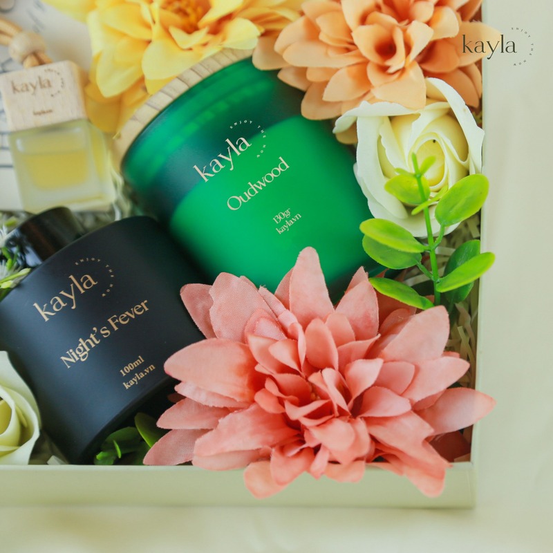 Set Quà Tinh Dầu Nến Thơm OudWood Xanh Dịu