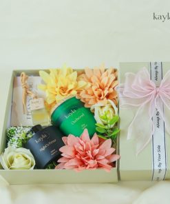 Set Quà Tinh Dầu Nến Thơm OudWood Xanh Dịu